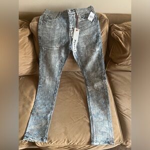 Purple Brand
Slim Fit Jeans in Holographic Indigo Jacquard men size 31 Brand new